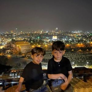 Meet your Posher, Munther